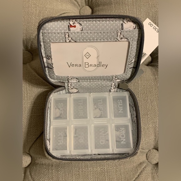 Vera Bradley Beary Merry iconic travel pill case - Picture 4 of 12